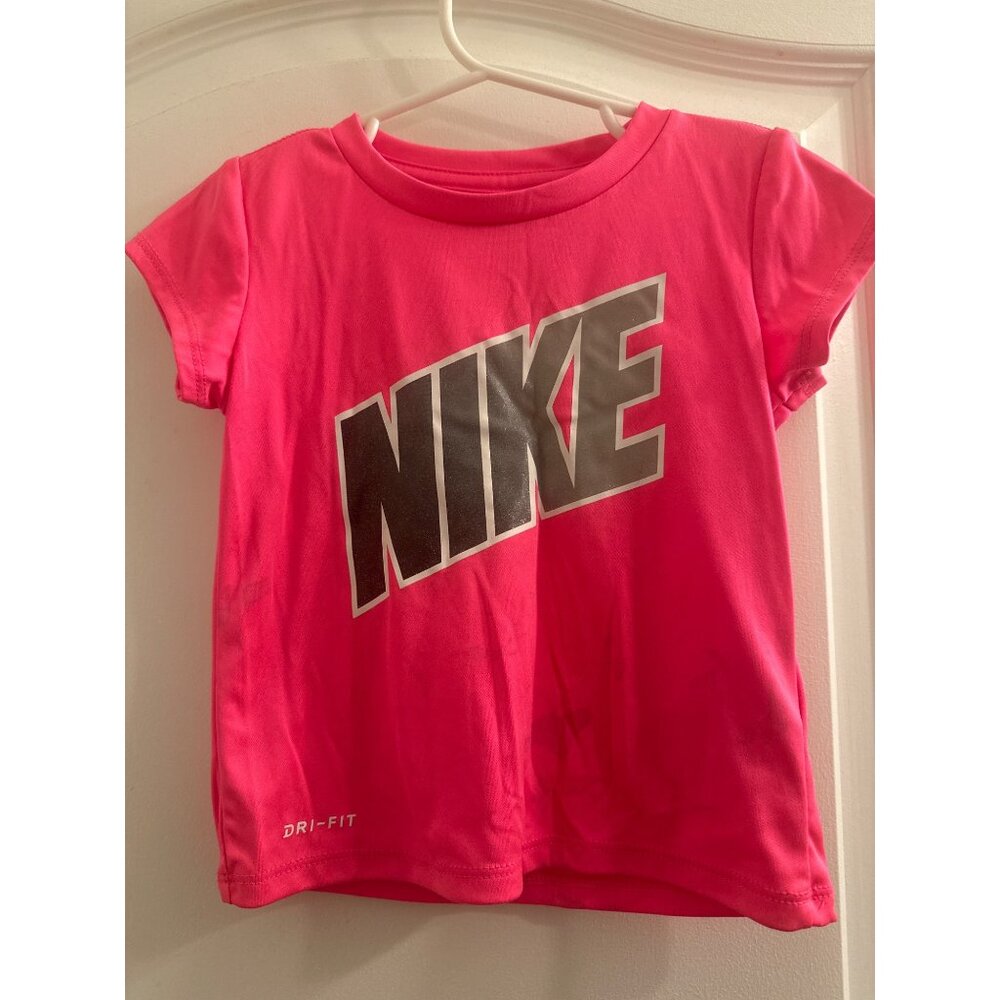 Nike pink dry fit shirts for 2 to 3‎ year olds